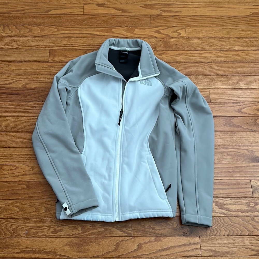 Northface jacket women’s size small